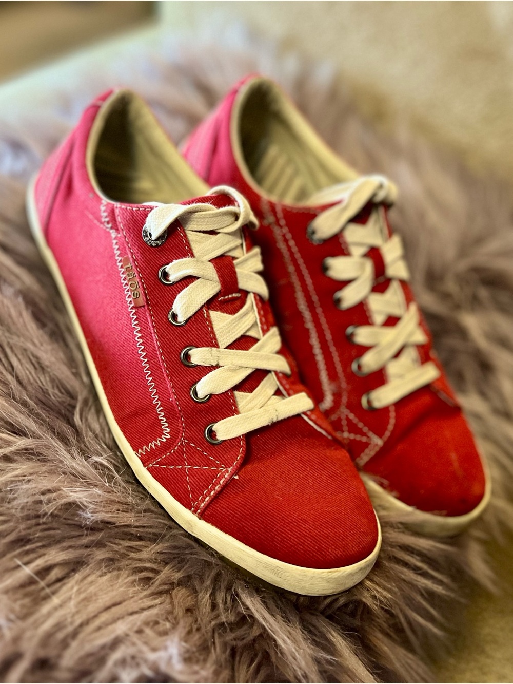 Women’s Red Canvas Lace-Up TAOS STAR Sneakers - Casual Everyday Style